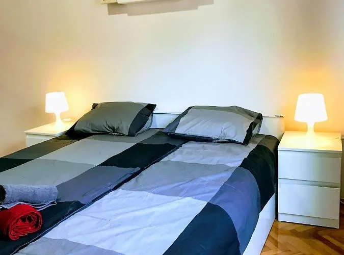 Lejlighedshotel Center Old Town And 3*