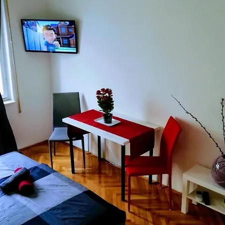 Center Old Town And Apart-hotel 3*