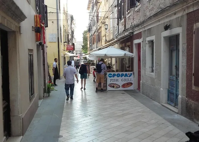 Center Old Town And Apart-hotel