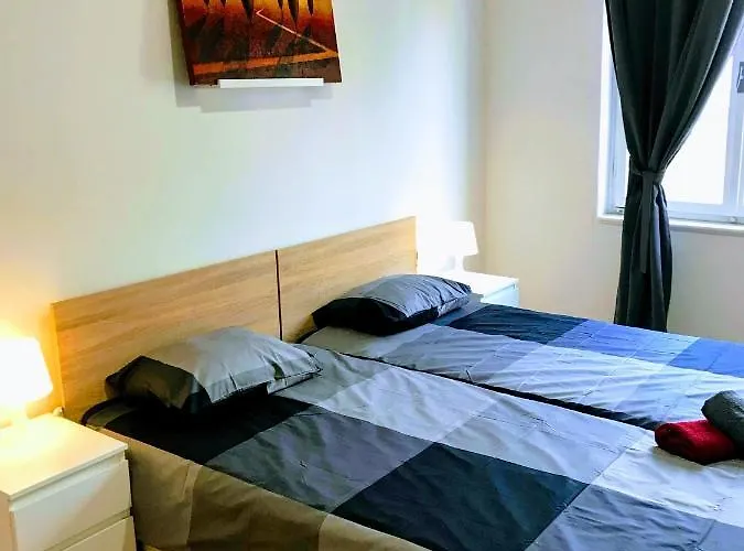 Aparthotel Center Old Town And