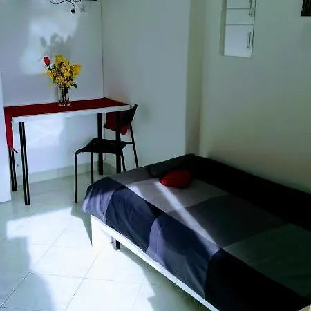 Center Old Town And Πούλα